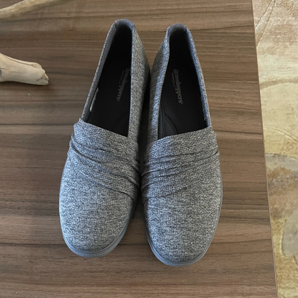 Grasshopper slide on shoes